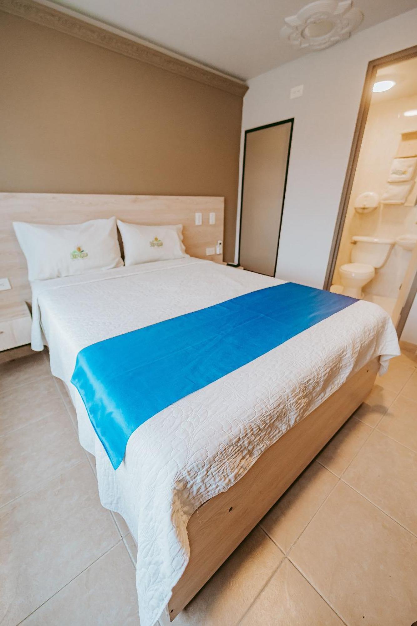 Hotel Verano Ибаге Экстерьер фото
